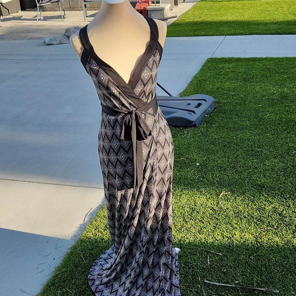Banana Republic Dress - Picture 2 of 10